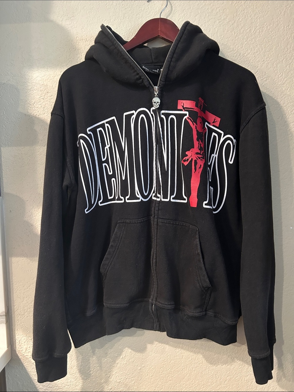 DEMONITES Black Graphic Zip Hoodie Red Cross Detail Mens Sz M Grunge Goth